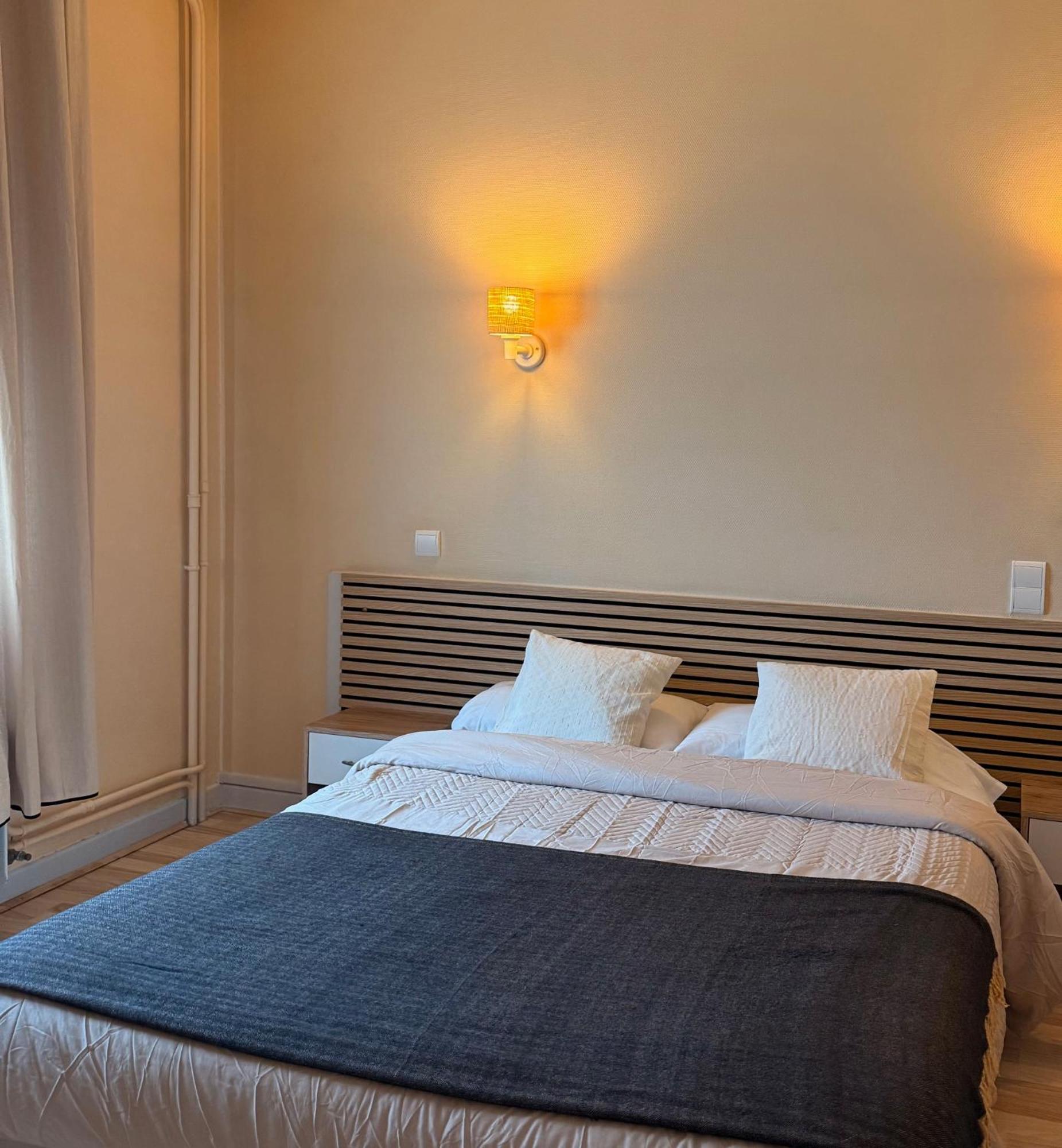 Le Relais De La Route Bleue Otel Saint-Loup  Dış mekan fotoğraf